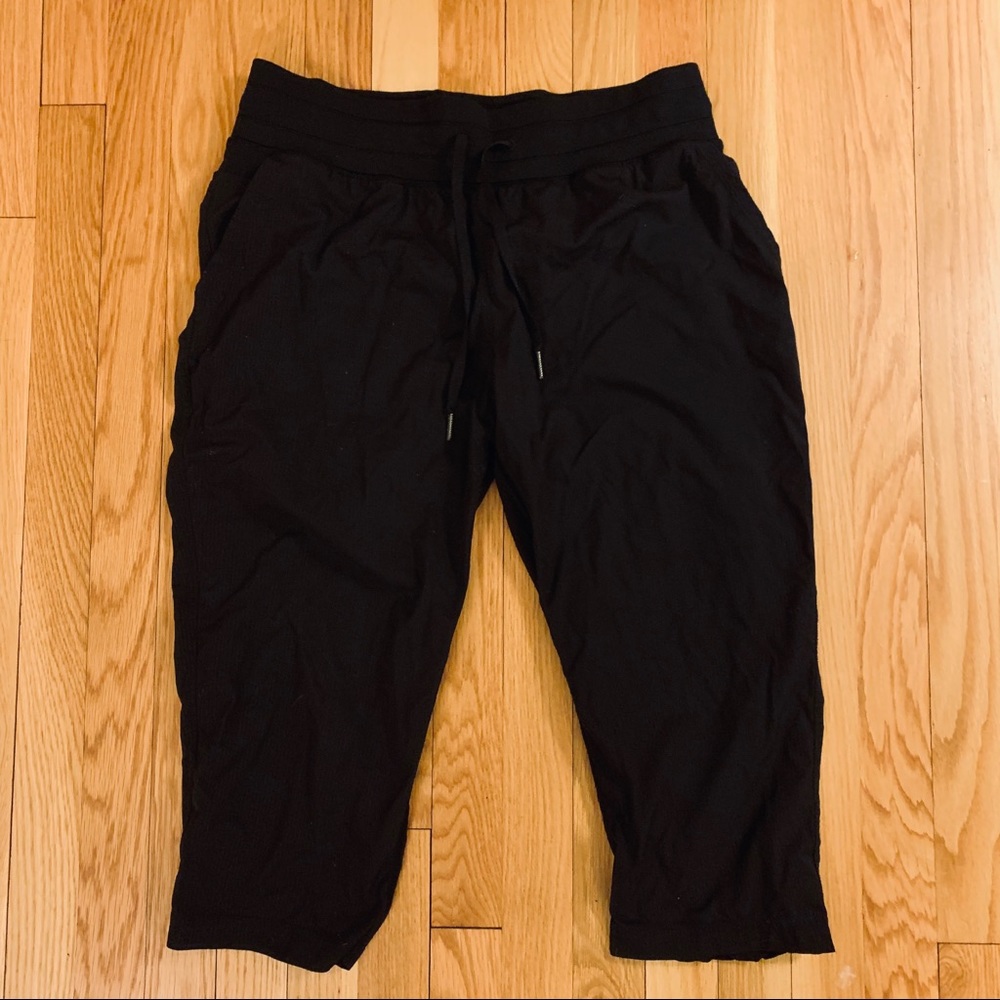 Lululemon Black Crop Pants